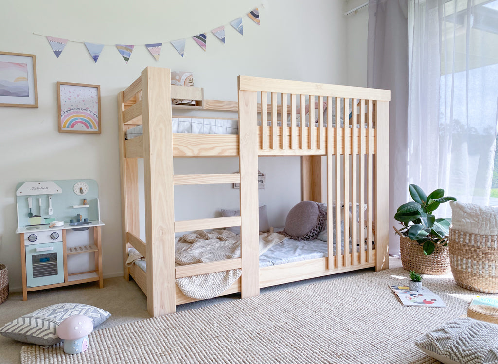 Scandinavia LOW bunk bed PINE