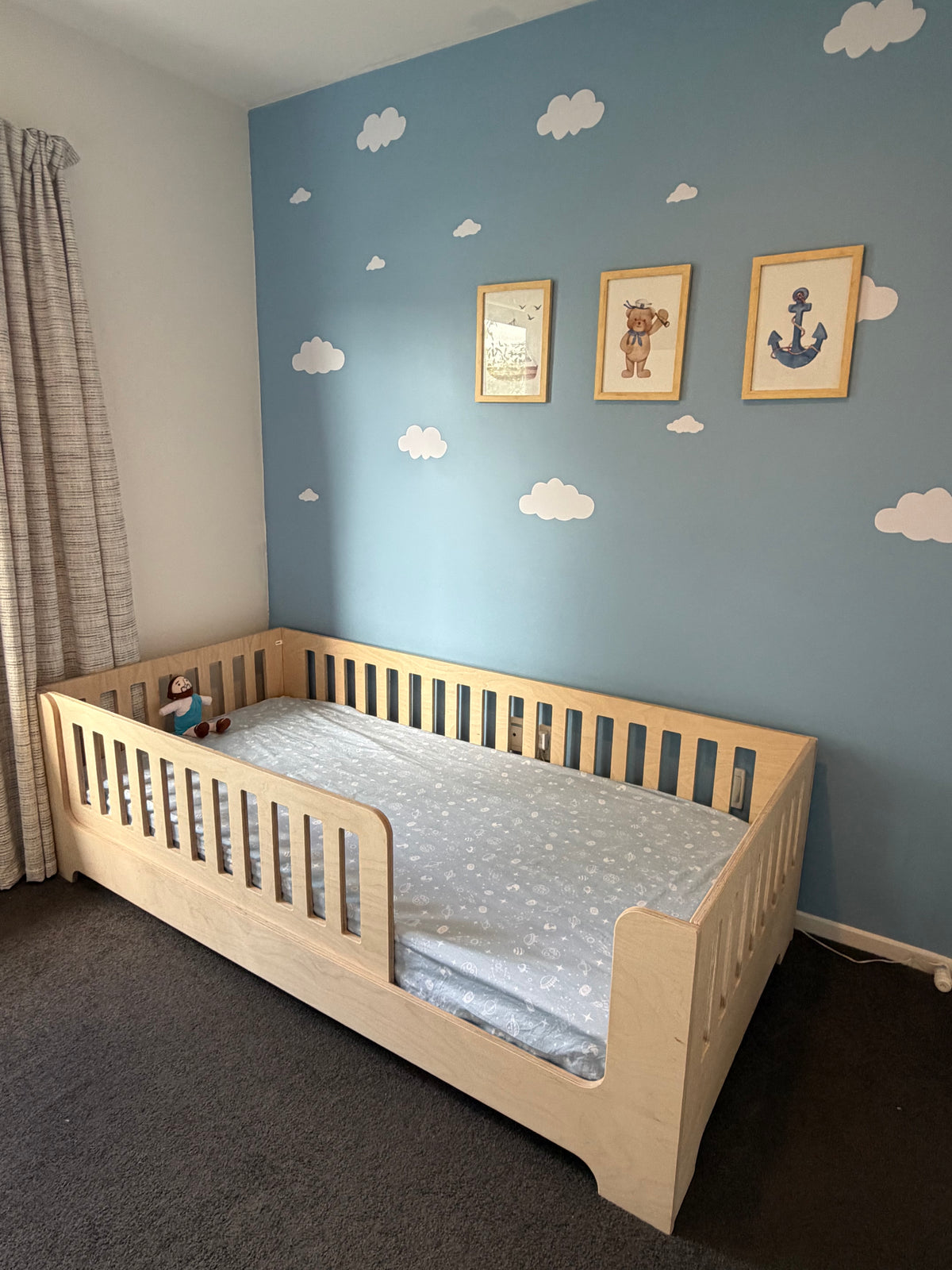 Magic of Wood floor bed in a real customer bedroom