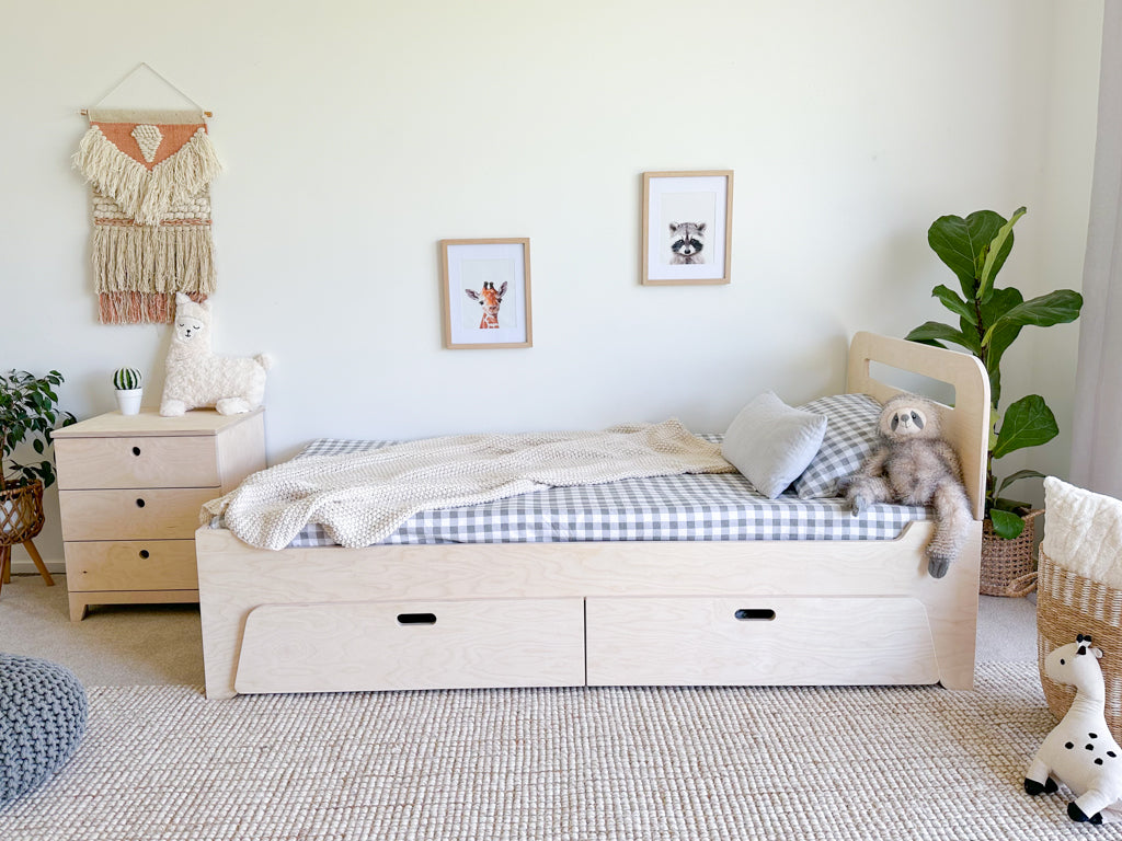 Set of drawers for Flippable bed