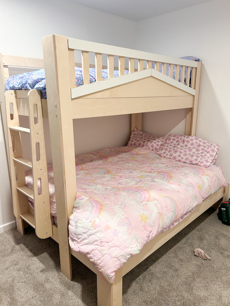 Magic of Wood bunk bed in a real customer bedroom