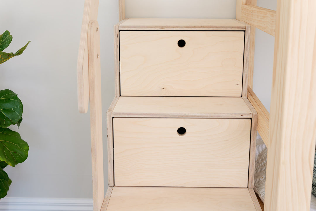 Staircase with 4 drawers
