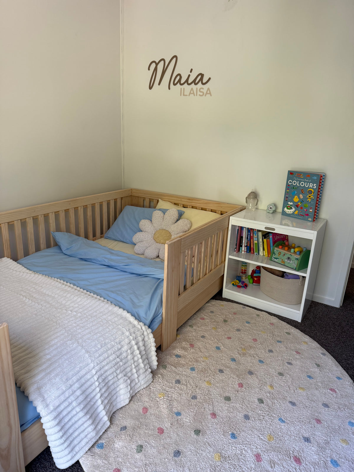 Magic of Wood single bed in a real customer bedroom