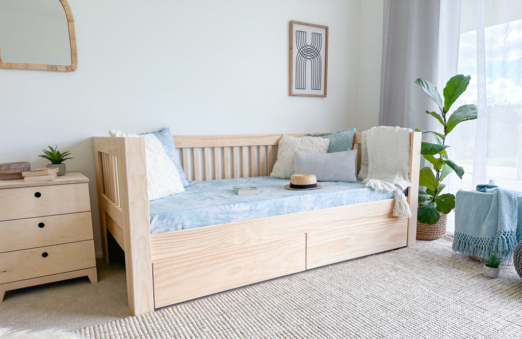 Scandi Daybed PINE