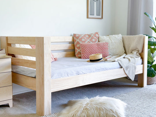 Classic Daybed PINE