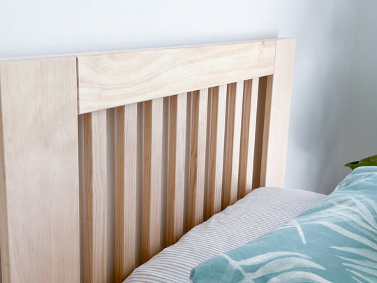 Scandi bed PINE