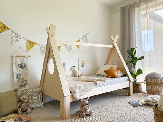 Teepee canopy bed