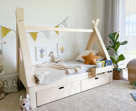 Teepee canopy bed