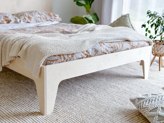 Solid Elegant bed