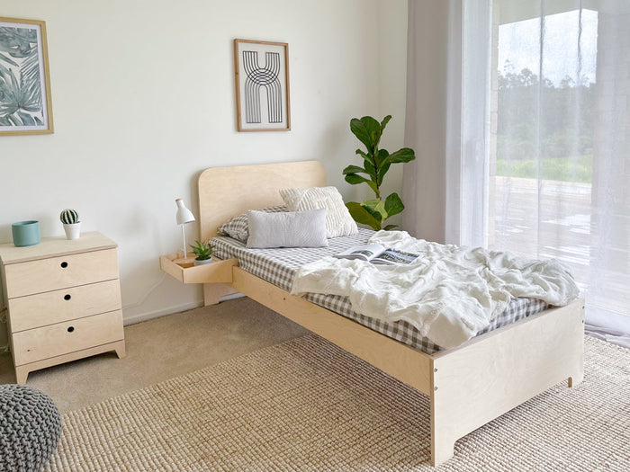Solid Bed
