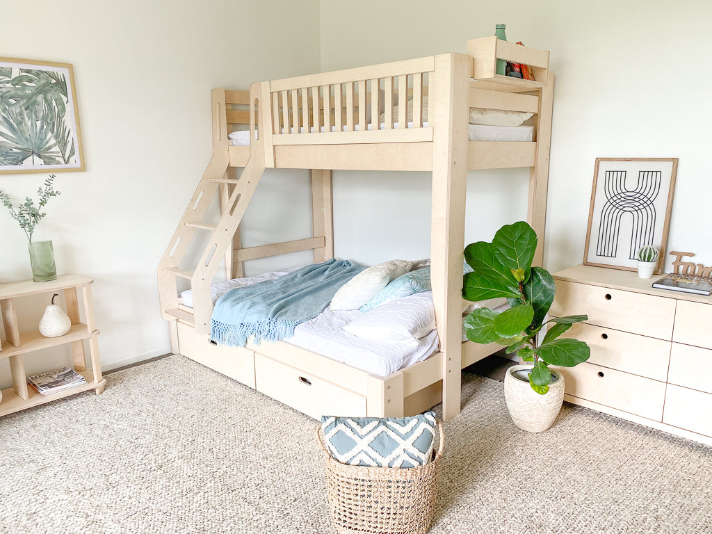 Cozy L-shaped Triple bunk bed