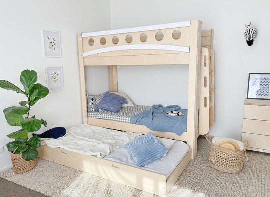 Marine bunk bed