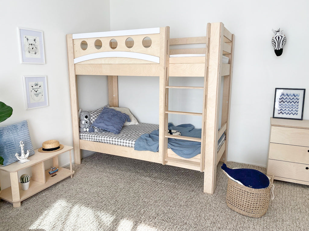 Marine bunk bed