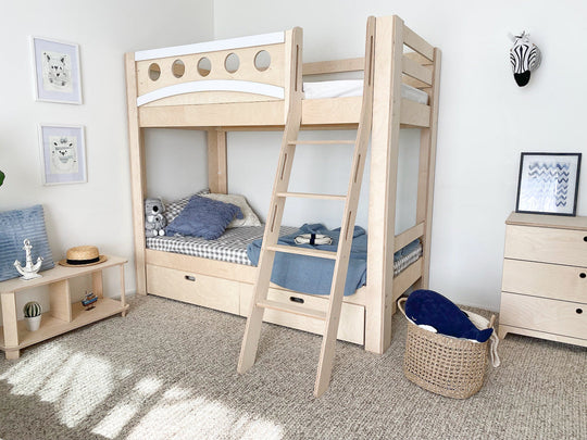 Marine bunk bed