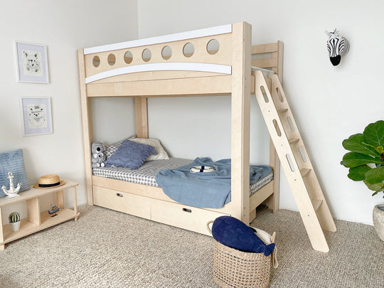 Marine bunk bed